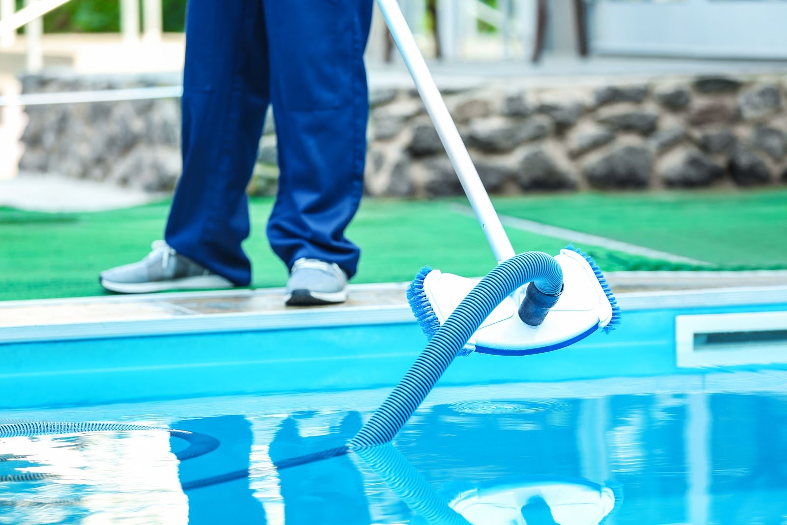 Pool servicing concord